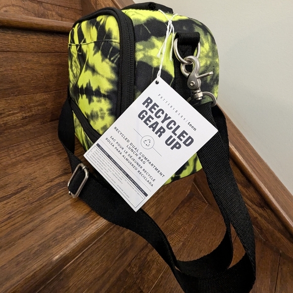 Pottery Barn Teen Lunch Kit Gear Up Santa Cruz Tie Dye dual compartment Bag New! - Picture 3 of 7